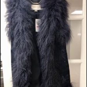 Fur vest